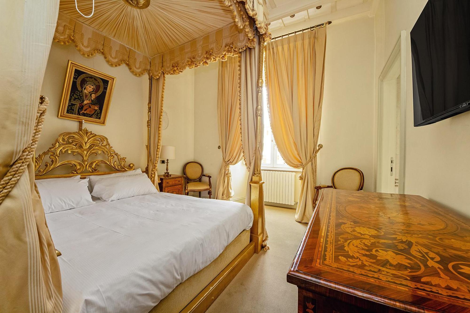 Ych-Magnifica Residenza A Campo De Fiori Roma Exterior foto